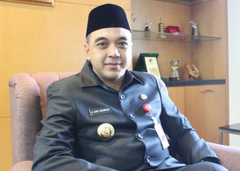 Bupati Tangerang Ahmed Zakie Iskandar(rani)